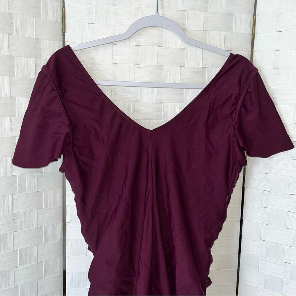 Torrid One Piece Wireless Flutter Sleeve Swimsuit Size 2X Grape Slimming Modest - Picture 6 of 10